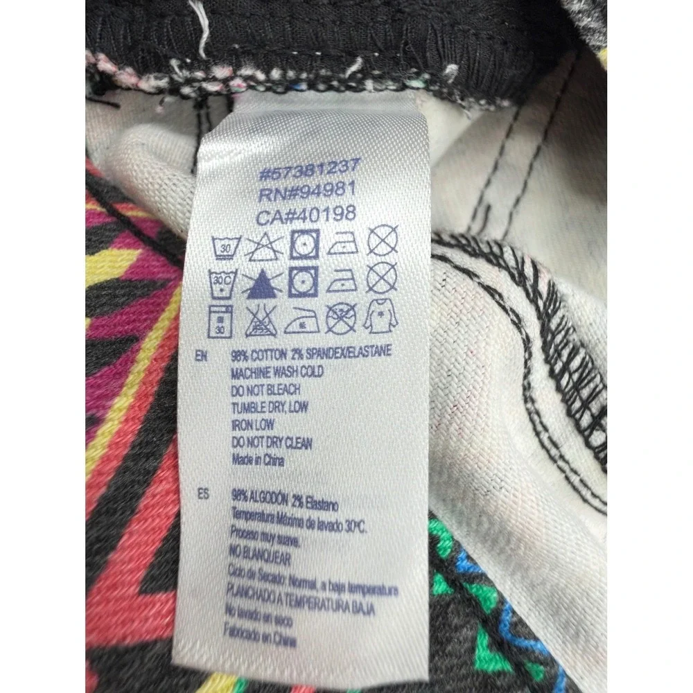Forever 21 Denim Shorts 28‎ Black Multi Tribal Print Geometric Hipster Festival